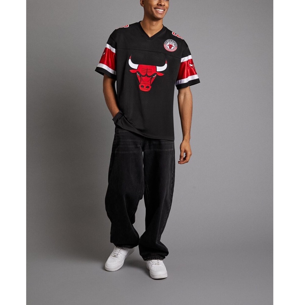 MENS NBA CHICAGO BULLS PATCH JERSEY TEE - Picture 3 of 9